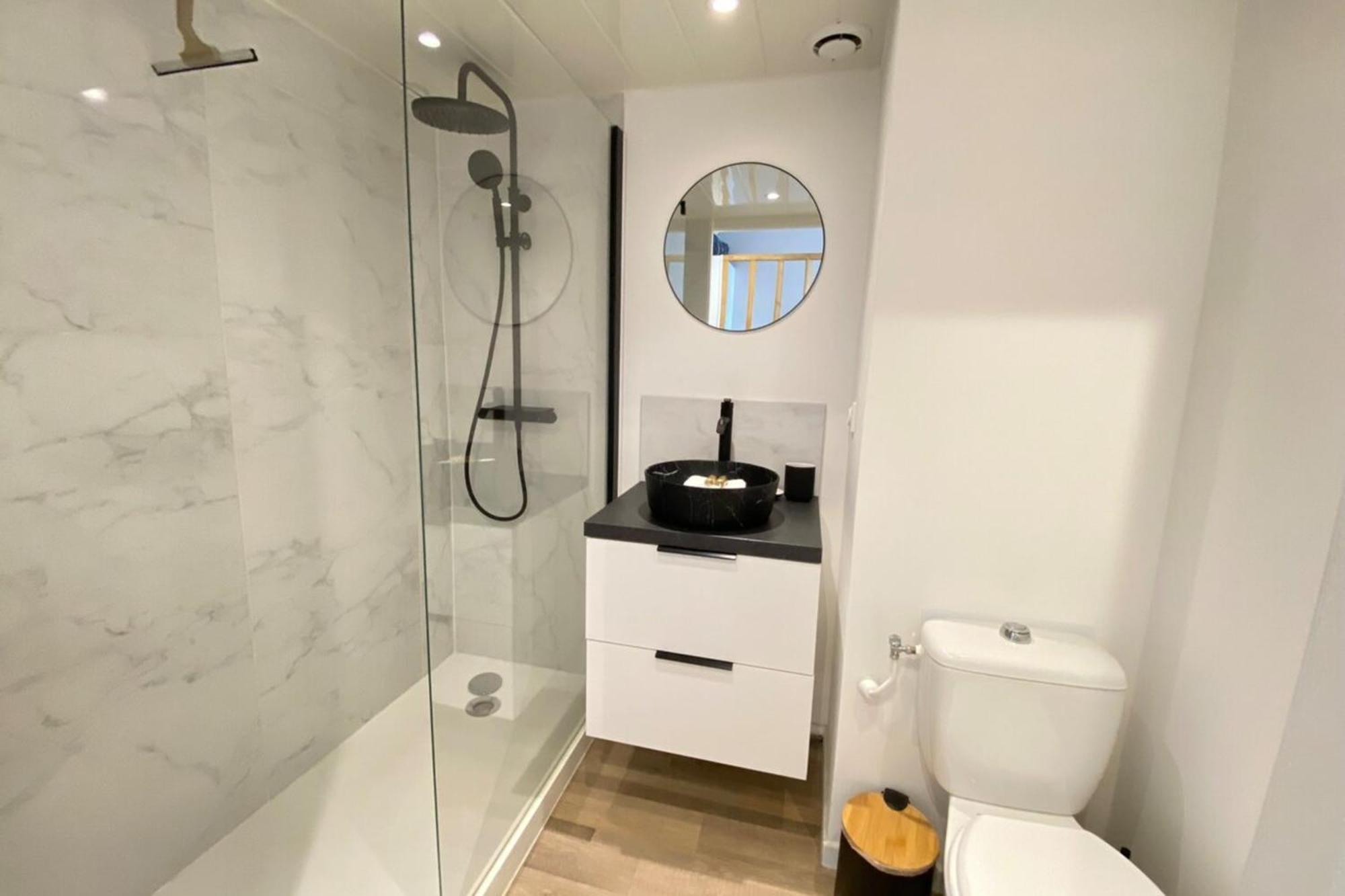 06Ai - Beautiful Renovated Studio - Sea And Pool View Vallauris Kültér fotó