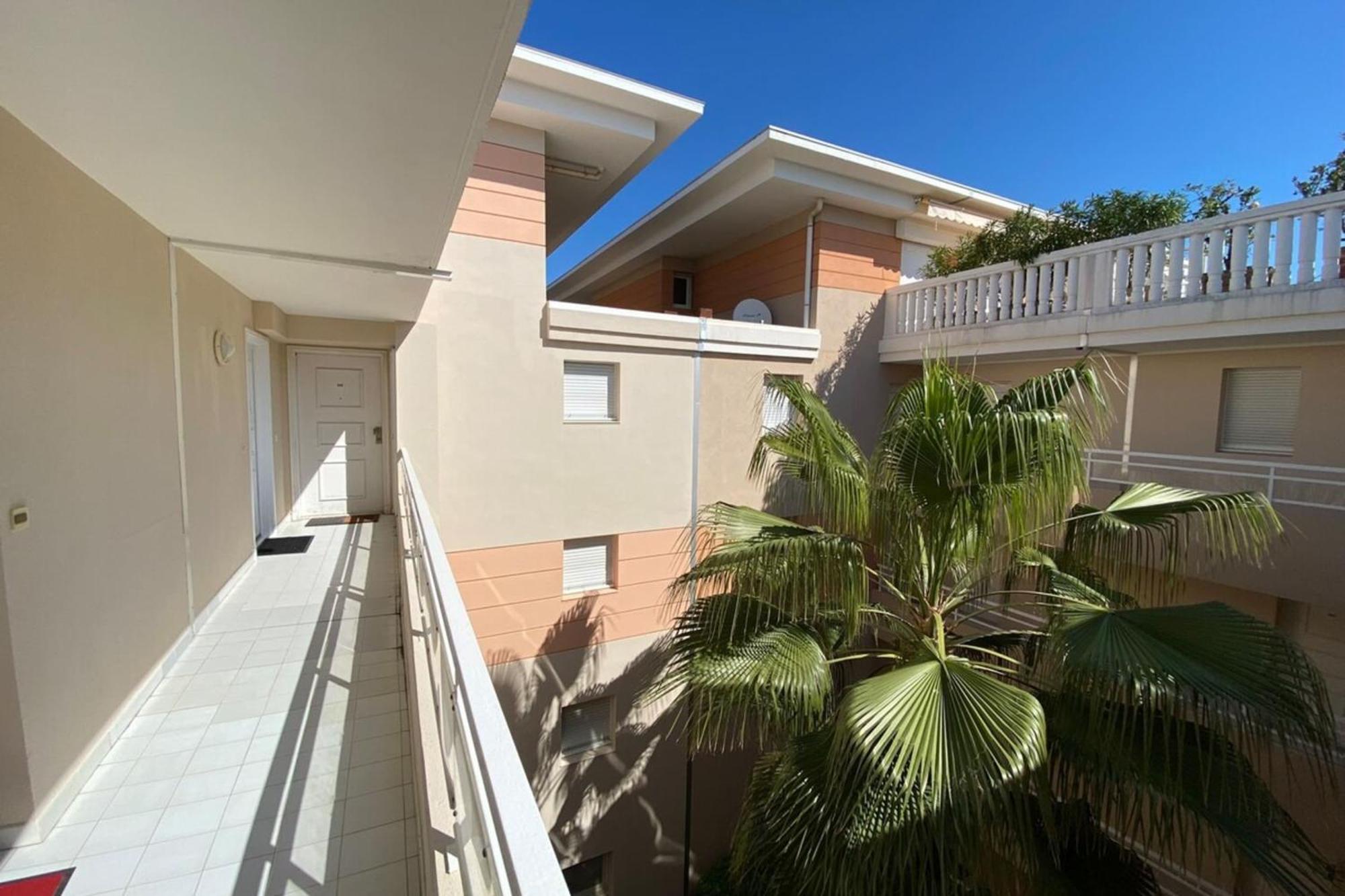 06Ai - Beautiful Renovated Studio - Sea And Pool View Vallauris Kültér fotó